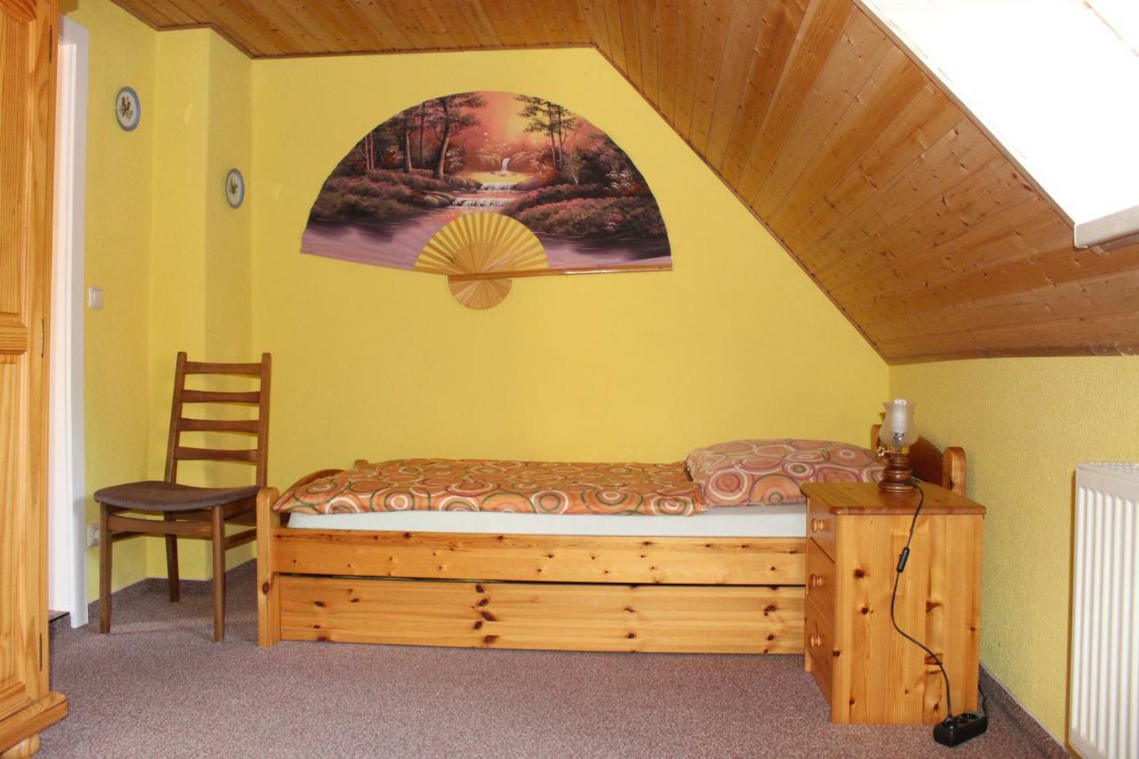 Ferienwohnung "An Der St. Ludmila" Crostwitz Exterior foto