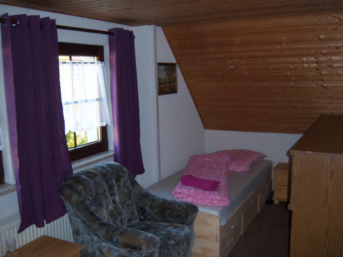 Ferienwohnung "An Der St. Ludmila" Crostwitz Exterior foto